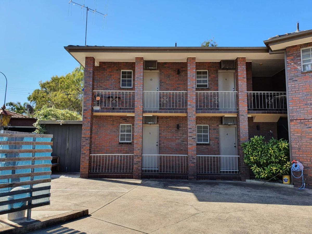 Motel Margeurita Queanbeyan Exterior photo