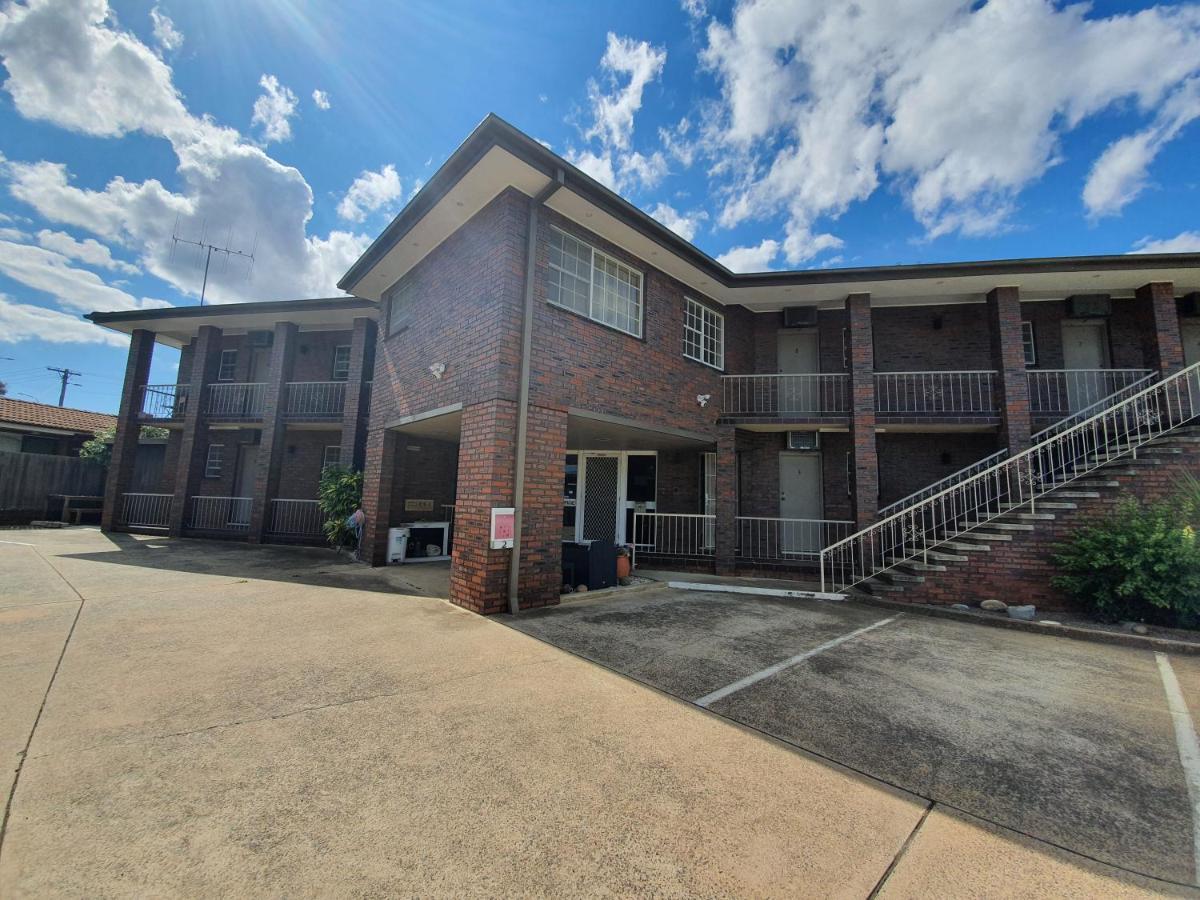 Motel Margeurita Queanbeyan Exterior photo